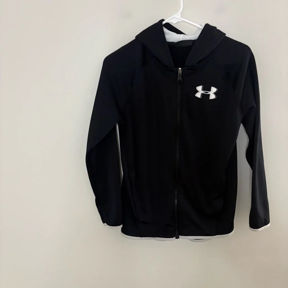 Under Armour Kids Boys XL Black Full-Zip Hoodie school fall sports